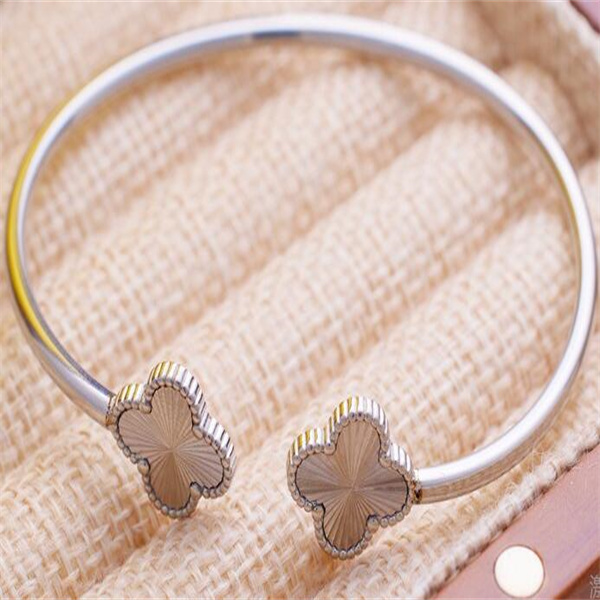 Hot Bracelet European And American Four-Leaf Clover Titanium Steel Bracelet Lucky Grass Stainless Steel Open Brac