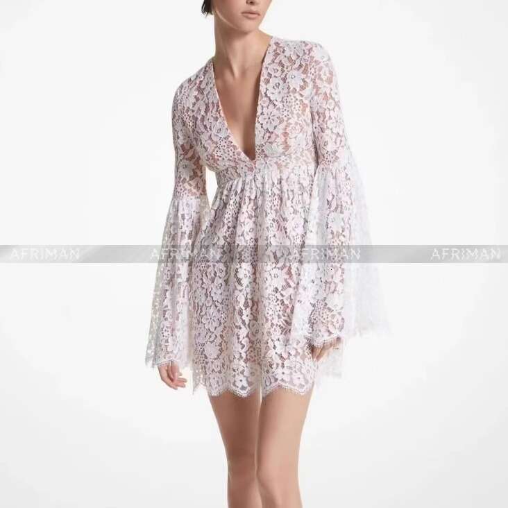 2024 Autumn New V Neck Big Flare Sleeve Pure Color Lace Dress