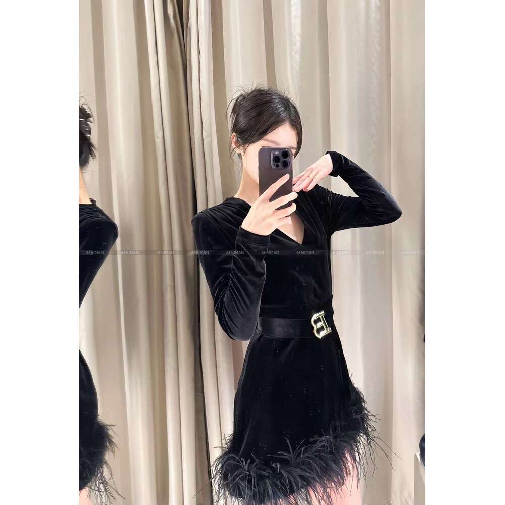 Women Sexy Deep V-Neck Ostrich Feather Patchwork Veet Short Dress With Metal Belt