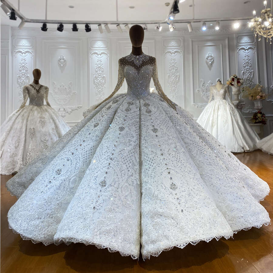 Heavy beading Long Sleeve Bridal Ball Gown Weddding Dress