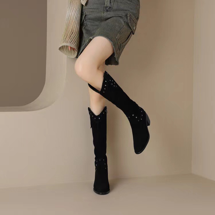 Women's Fashion Boots:Plus Size Retro Round Toe Thick Sole High Heel Rivet Design Martin Boots,Black,Green,Free shipping