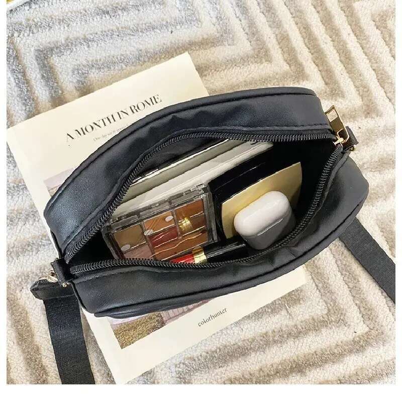 Designer Bag Womens New Fresh And Sweet Horizontal Square Rolling Camera Collar Grid Crossbody Storage One Shoulder Phone Bag tote bag purse luxury ba