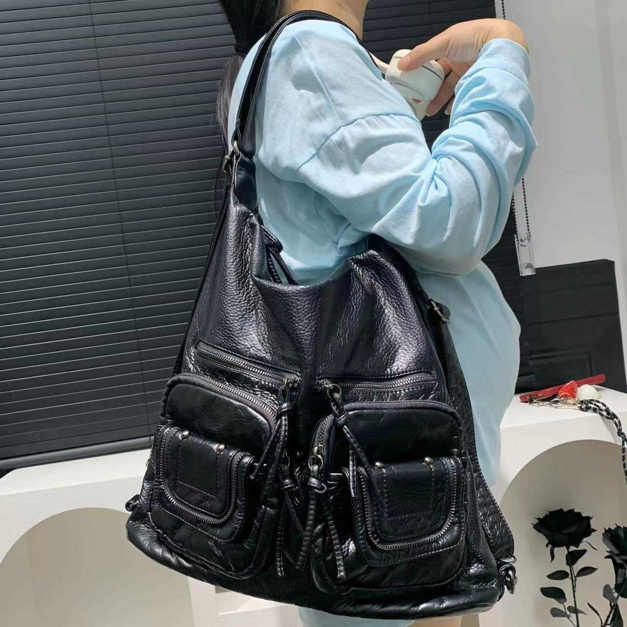 Ladies' fashionable spicy girl backpack with large capacity multiple pockets, washed worn multi-functional shoulder bag 241015