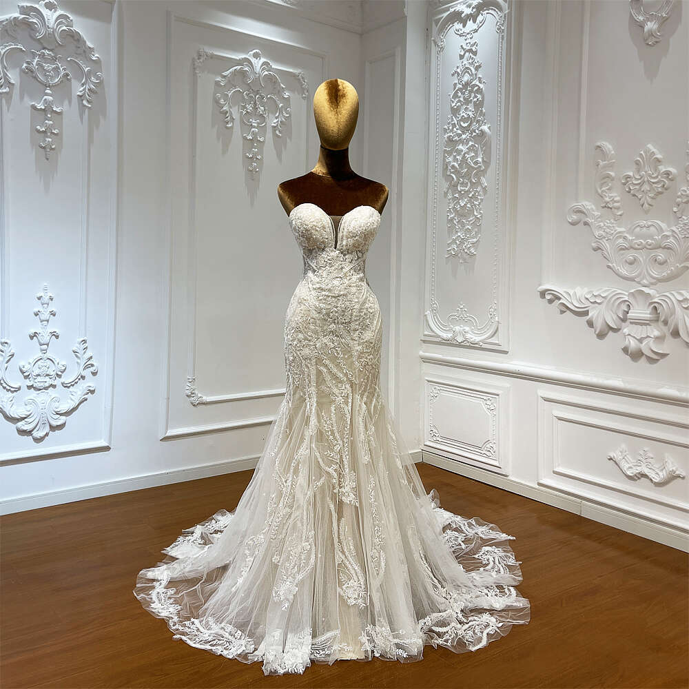 New Design Strapless Ivory color Lace Mermaid Wedding Dress