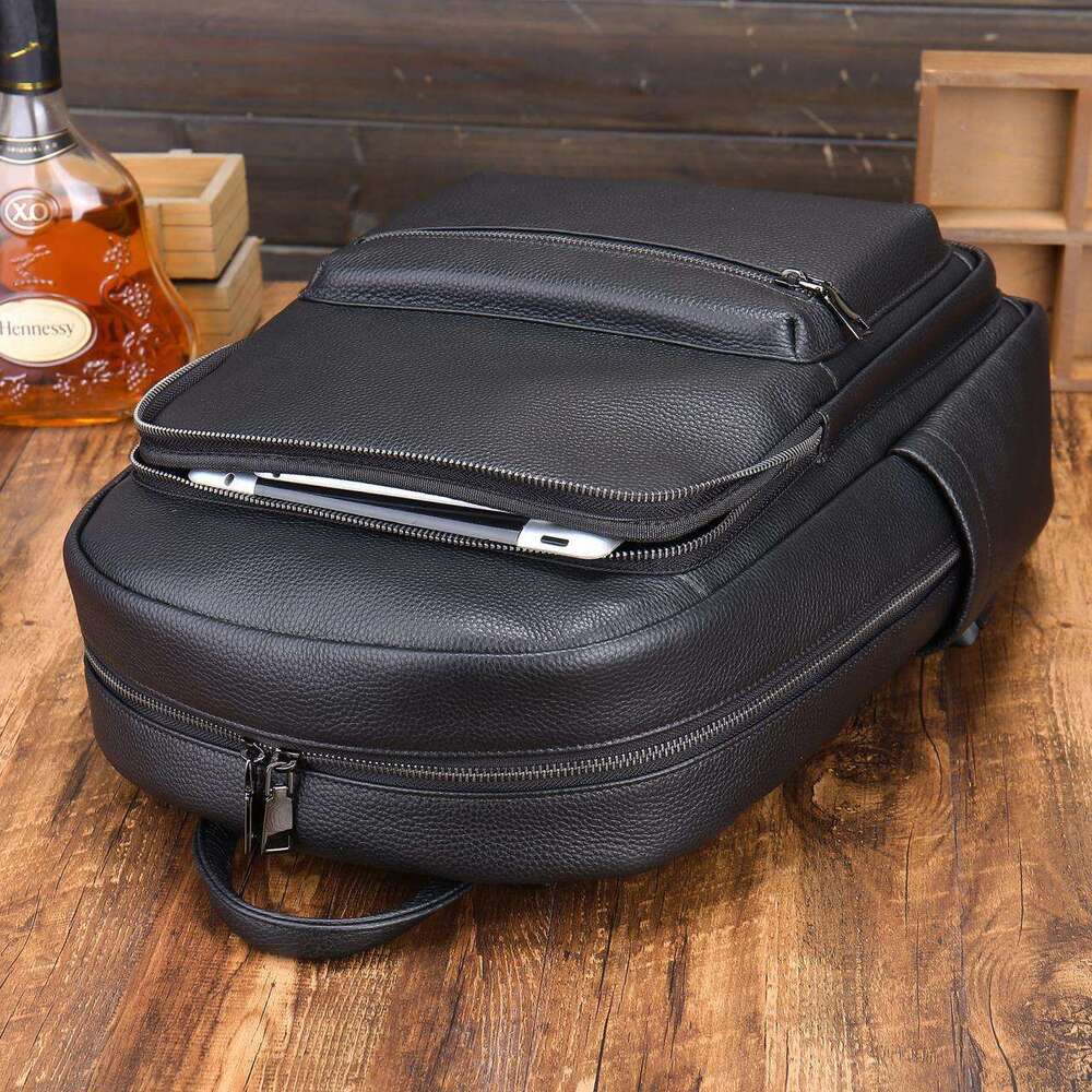 2023 Leisure High Quality 16 Inch Laptop Computer Notebook Genuine Leather Men's Backpack Vintage School Bagpack