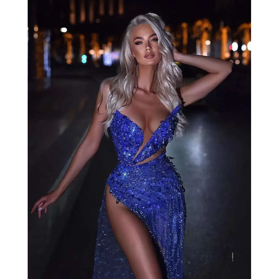 2022 Bright Blue Short Prom Dresses Sleeveless Strapless V Neck Appliques Pufppliques Sequins Sexy Chic Party Gowns Sweep Or Length Plus Size