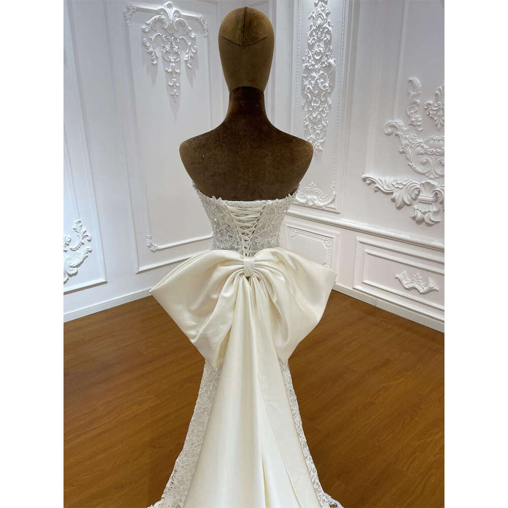 Sleeveless Appliques Lace Mermaid Bridal With Detachable Stain Bow Wedding Dress