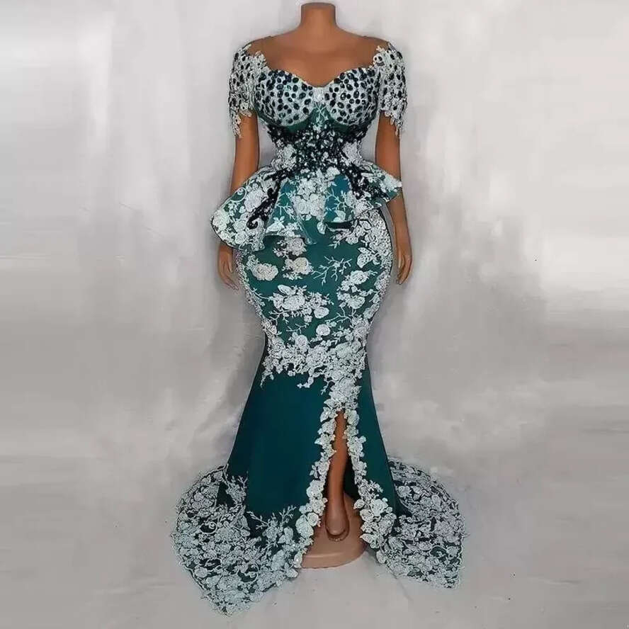 Beading Mermaid Prom Dresses Sheer Necke Aso Ebi Evening Gown Peplum Lace Applques Side Split Gowns Robe De Soiree