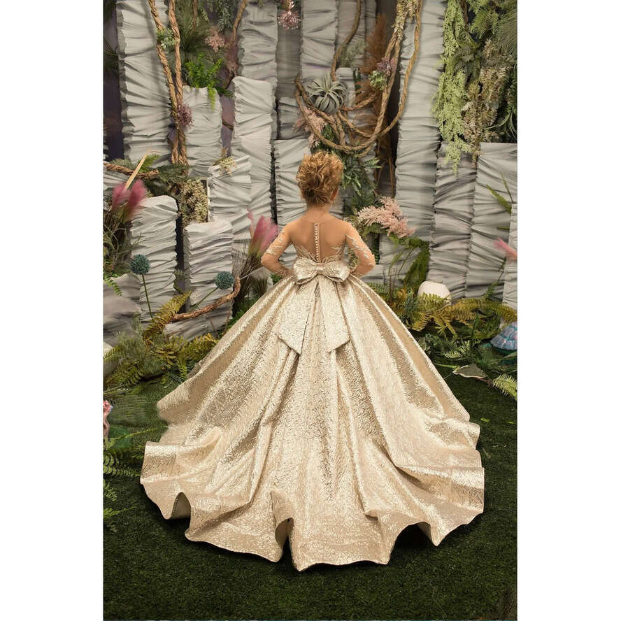 Gold Wer Girl Dress Princess Illusion Sleeve With Bow Buttons Luscious Skirt Birthday Wedding Party Kids Bridesmaid 0509
