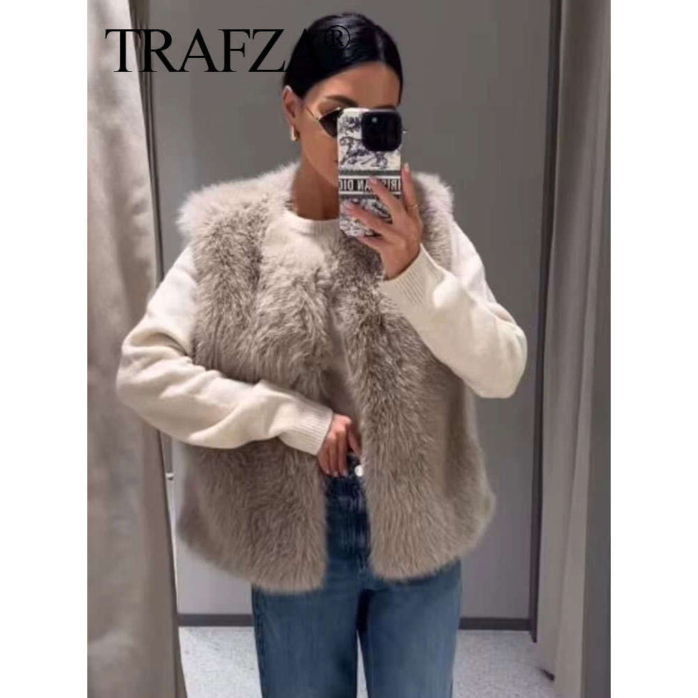 TRAFZA Faux Fur Vests For Women 2024 New Fashion Fluffy Sleeveless Jackets Female Vest Loose Winter Warm Streetwear Waiscoat Top