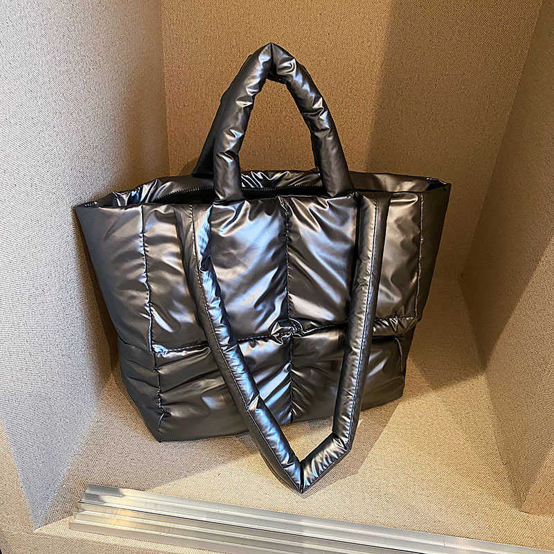 CMM Large Capacity Womens Crossbody Bag New Fashion Autumn Cotton Jacket Shoulder Bag Down Commuting Tote Bag
