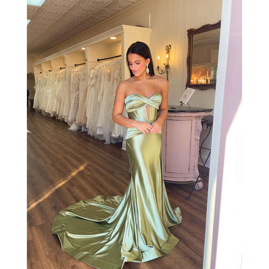 Green Light Mermaid Prom Dress Sweetheart Keyhole Evening Elegant Bone Bodice Pleats Ruffles Backless Formal Dresses For Special Ocns