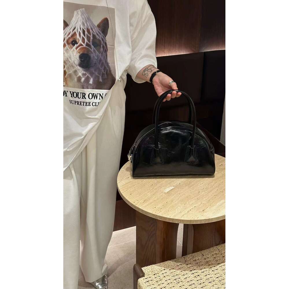 Popular Metal Series High Quality Leather Bowg Bag Half Round Design Women's Shoulder Diagonal Purse Large Capacity