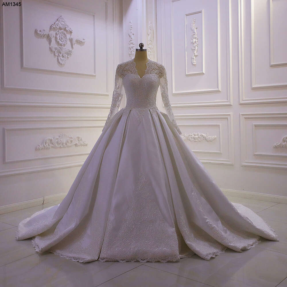 V-neck Long Sleeve Stain Wedding Dress