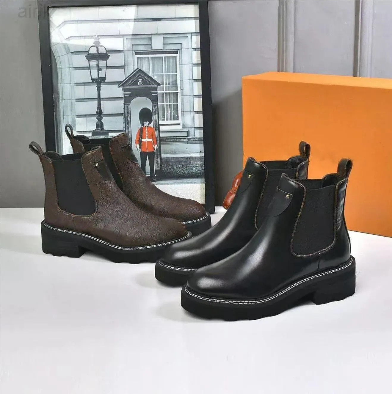 Designer Boots Paris Luxury Brand Boot Genuine Leather Ankle Booties Woman Short Boot Sneakers Trainers Slipper Sandals Classic Chelsea Boots Lace Up Martin Boot