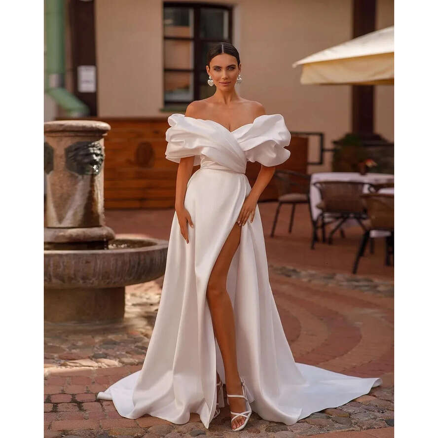 Elegant Satin Dress For Bride Puffy Off The Shoulder A E Wedding Dresses Bridal Gowns High Split Lace Up Back Country Robe Mariage 0515