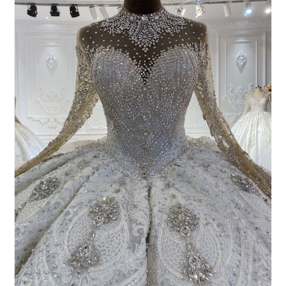 Heavy beading Long Sleeve Bridal Ball Gown Weddding Dress