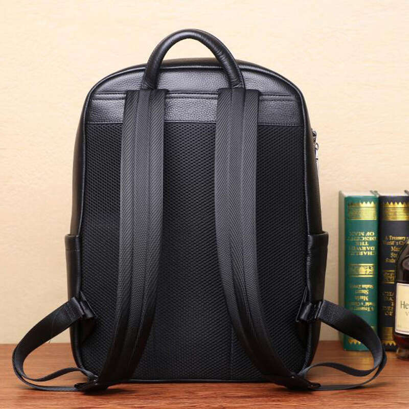 Fashion First Layer Cowhide Men's 2023 Multifunctional Large Capacity Leather Leisure Travel Backpack Black