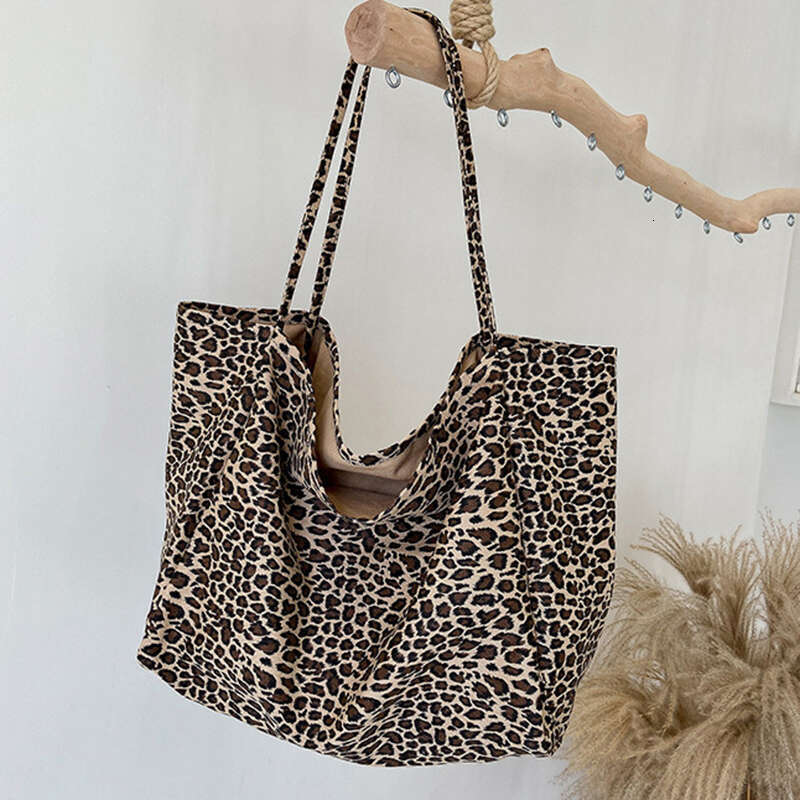 Capcity Large Leopard Printing Canvas Handbag For Women Shoulder Female New Fashion Designer Shopping Casual Tote Bag