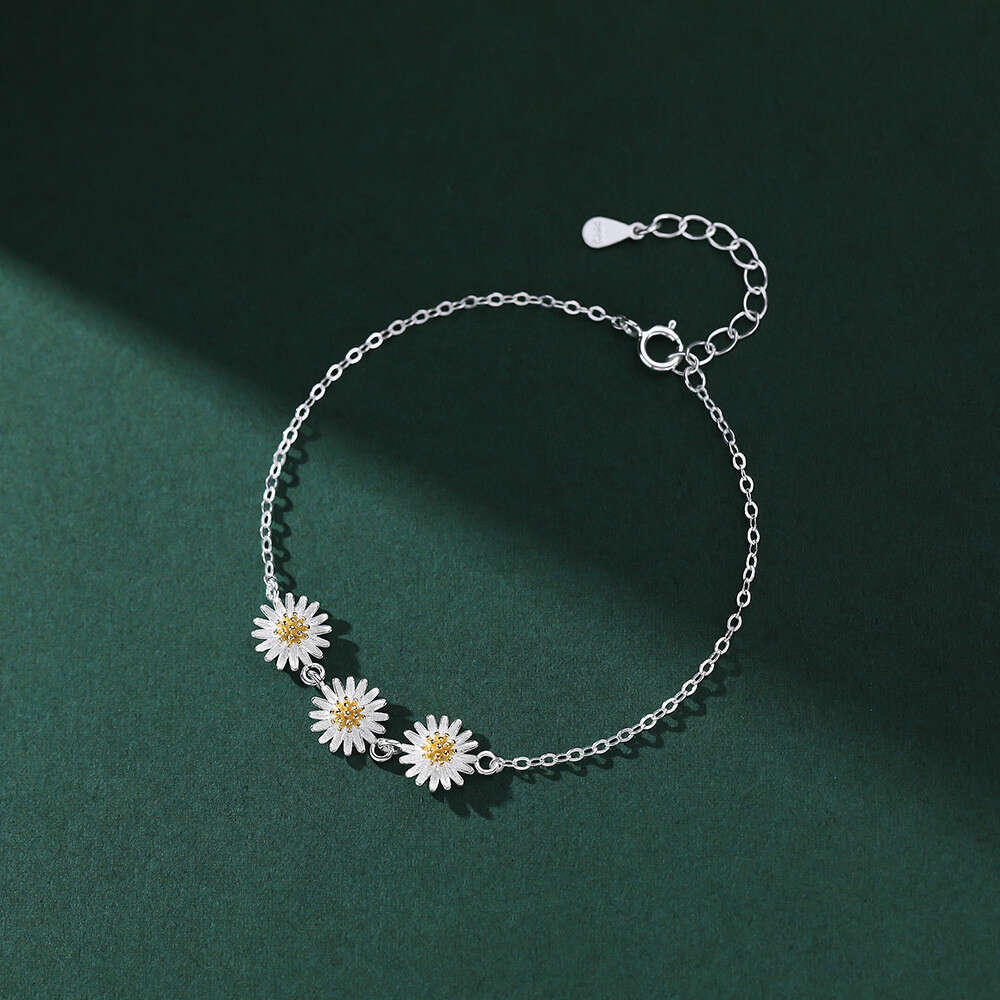 Sterg Sier Simple Daisy wer Ornament Bracelet for Women Temperament Jewelry Accessories