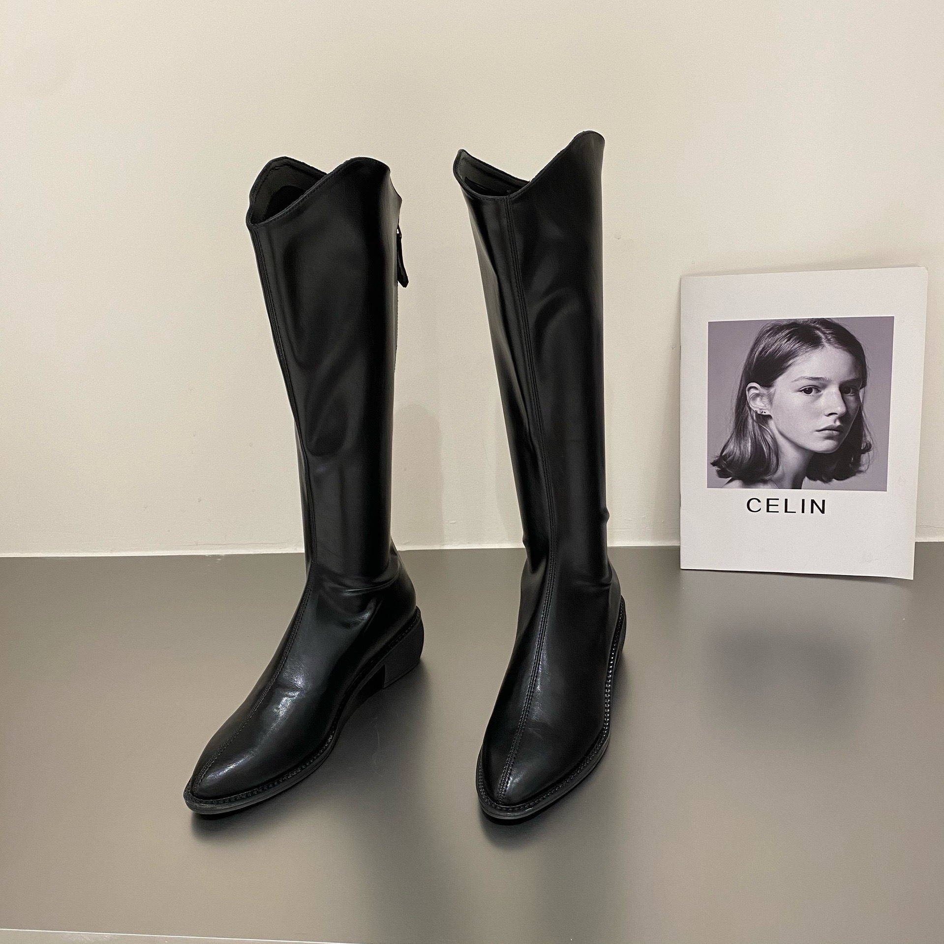 2025 new Boots Ladies Western Middle Heel Shoes For Women Pointed Toe Footwear Winter Knee High Shaft Punk Long With Stylish