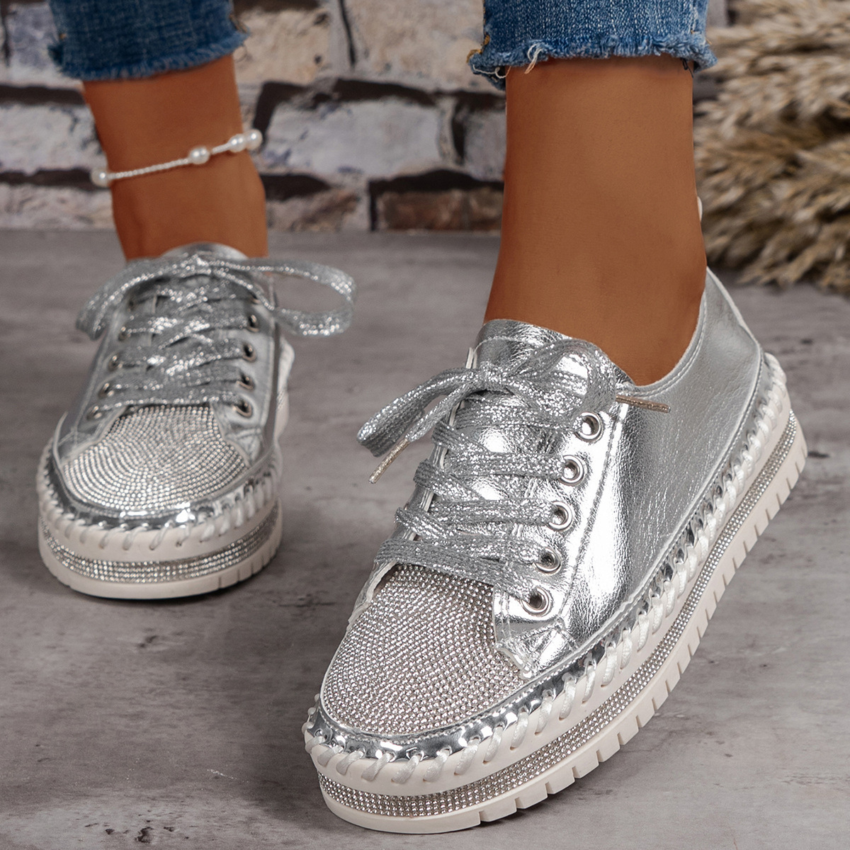 Women Casual Shoes Sequins Rhinestone Shoes Breathable Wear Resistance Lace Up for Outdoor Activities
