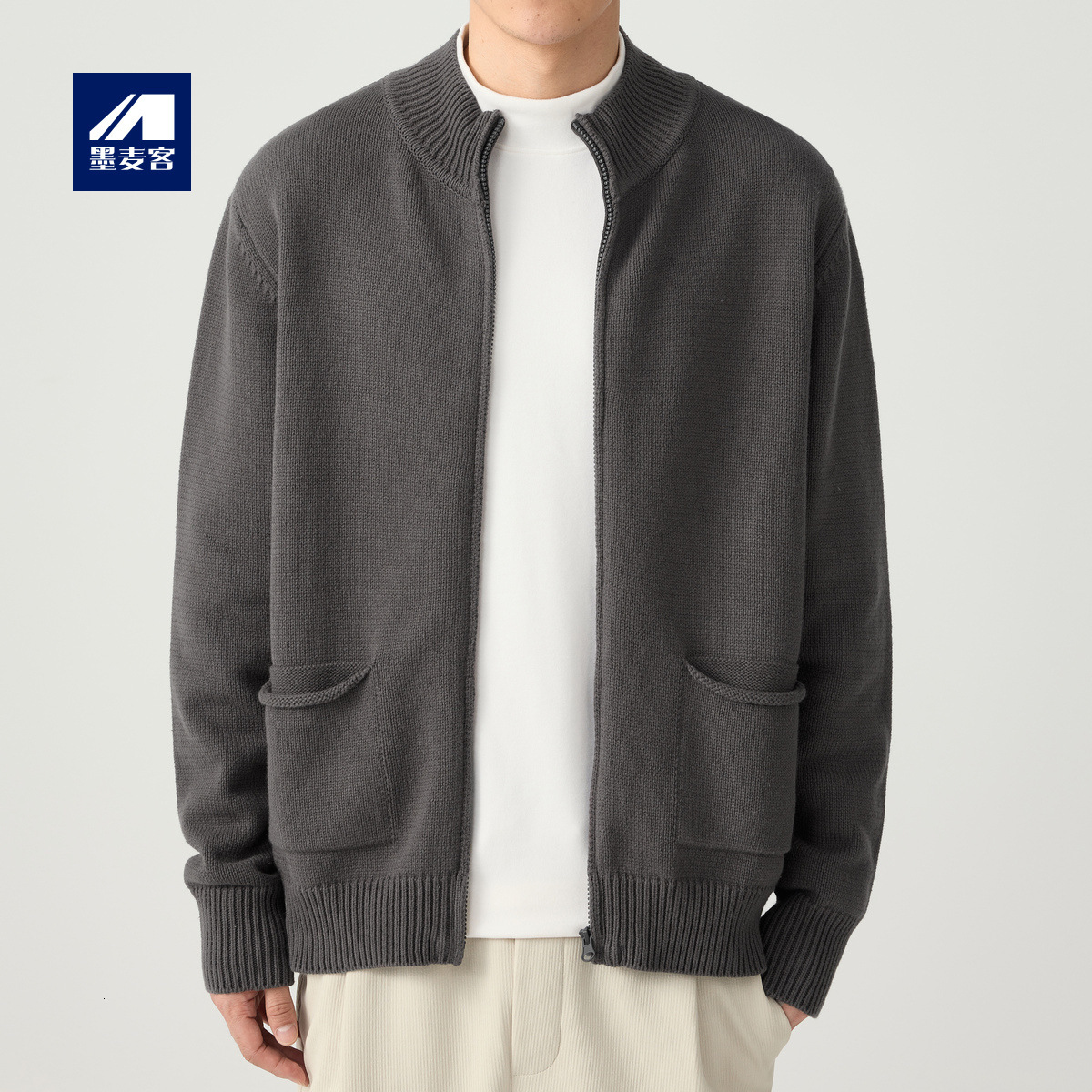 2024 new designer simple thick half high neck knitted men's clothing 2024 autumn and winter men's workwear jacket cardigan 2703
