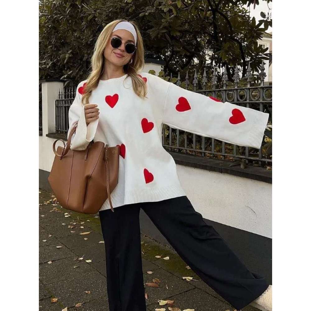 Fashion Chic Printed Heart Knitted Pullover Women Casual Round Neck Long Sleeve Loose Sweater Autumn New Female Commuting Jumper