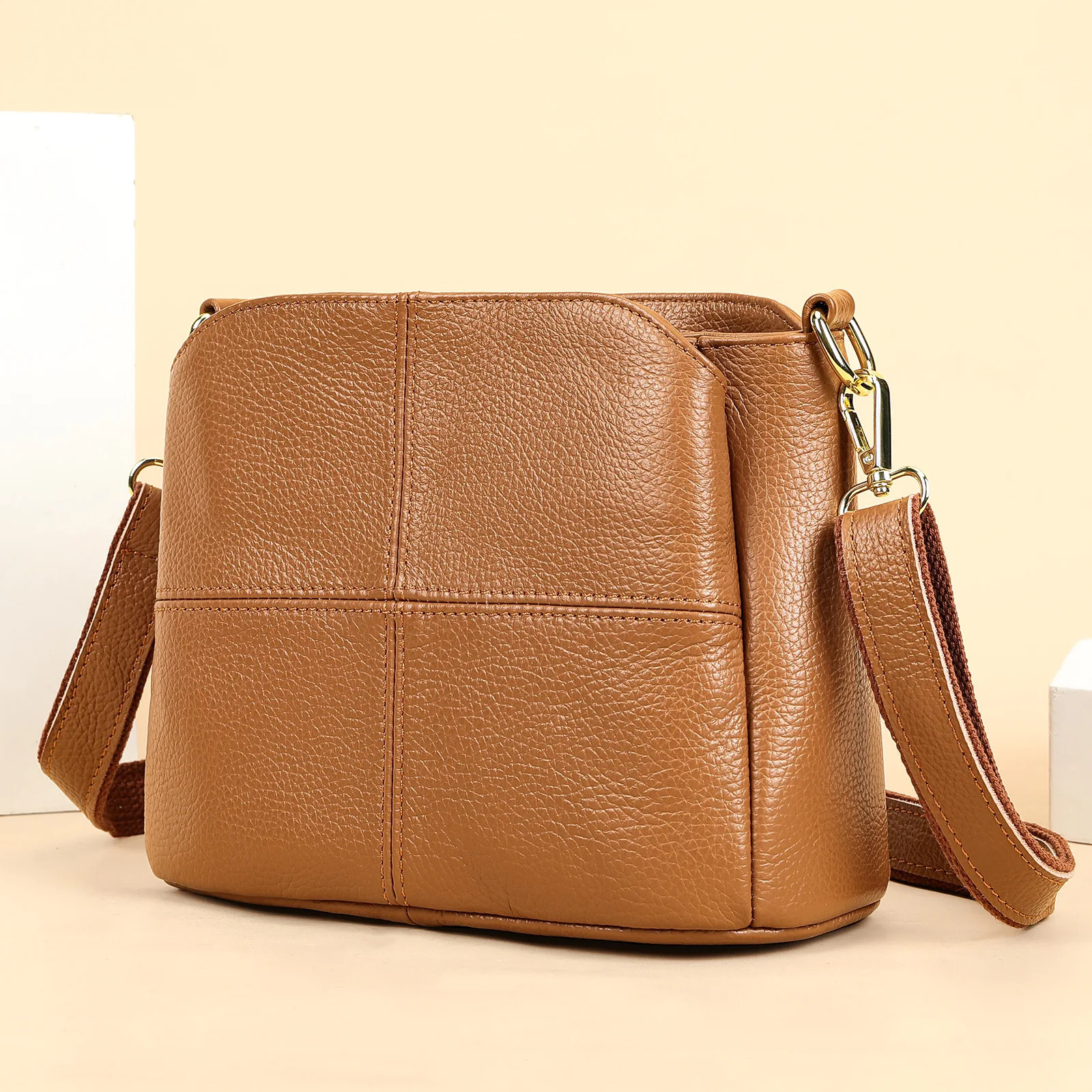 Womens Handbag Head Layer Cowhide Soft Leather Versatile Crossbody Bag Multi Functional Ladies Shoulder Bucket 241021