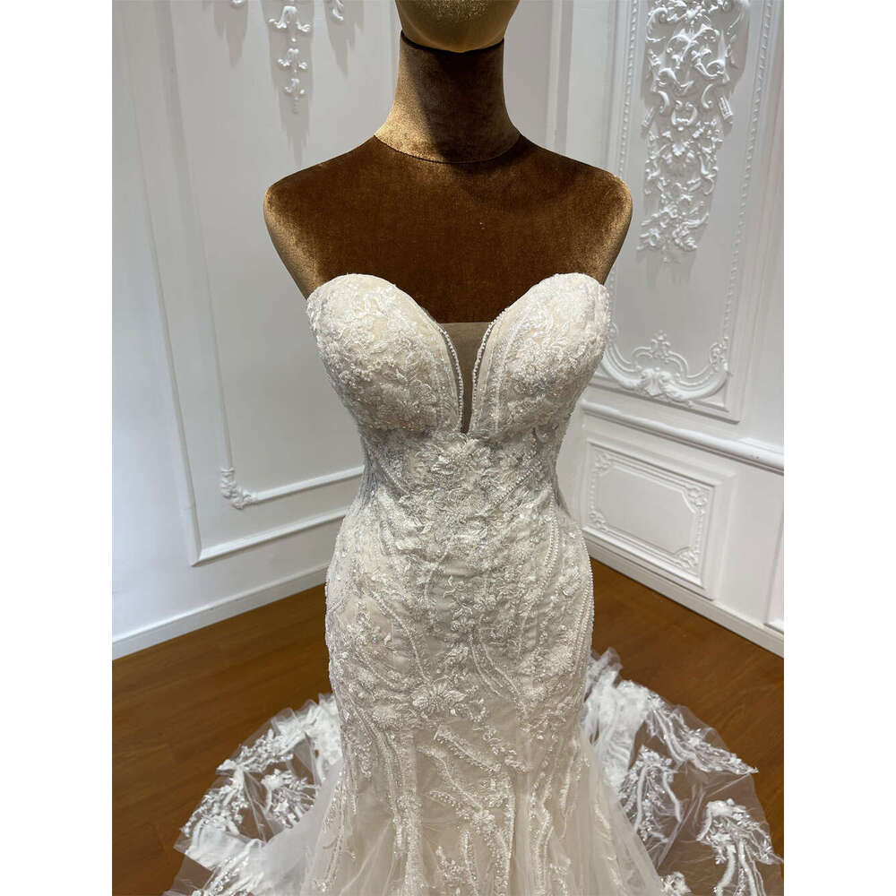 New Design Strapless Ivory color Lace Mermaid Wedding Dress