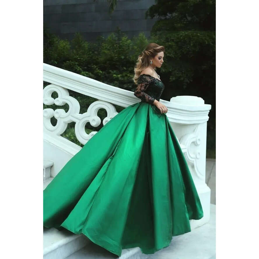 Vintage Emerald Green Black Lace Long Sleeves Prom Party Dresses Off The Shoulder A E Middle East Elegant Evening Gowns