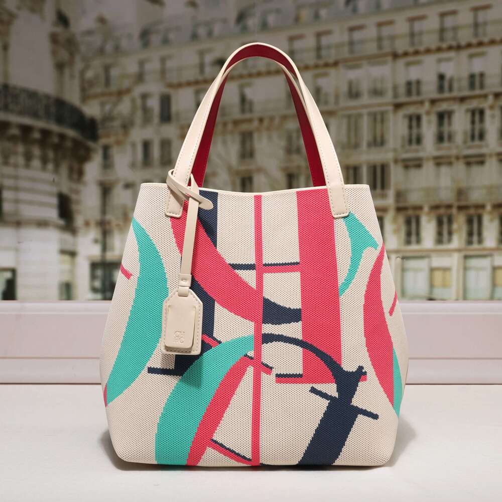 Hot CH Handbags Large Bucket Handbag Retro Design For Travel & Shopping &