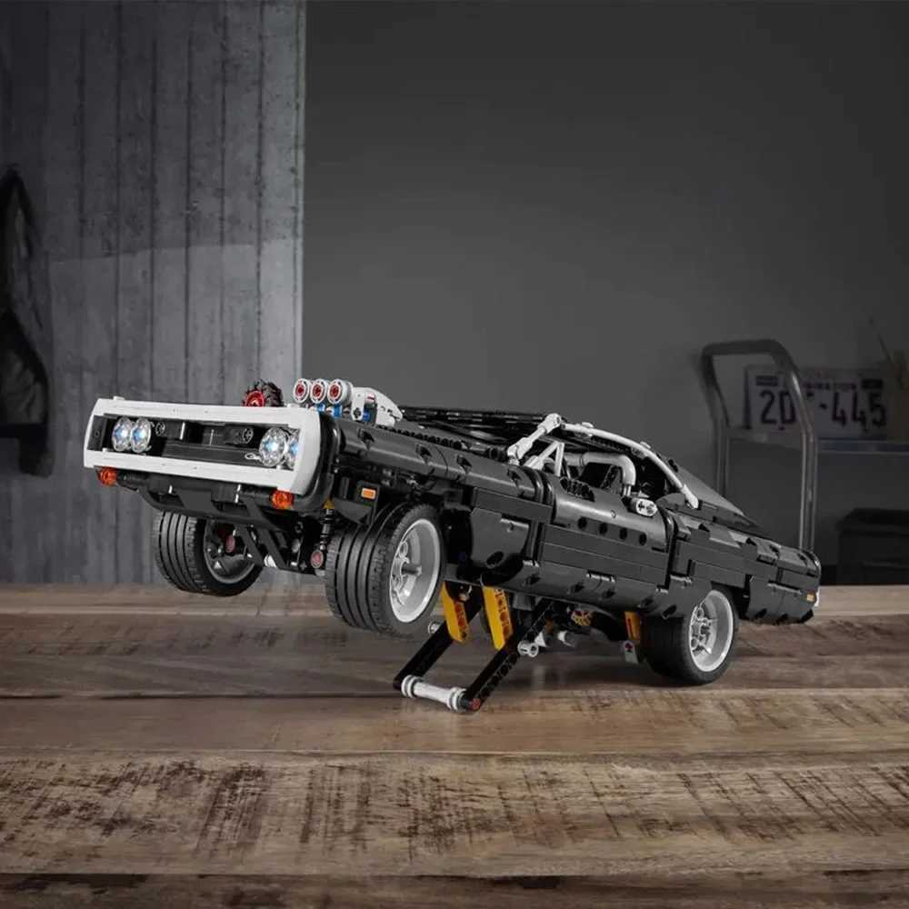 1077PCS Technical Dodge Charger Racing Car Building Blocks Model Assemble Bricks Fast and Furious Toy For Kid Boy Adults GiftXJ241029