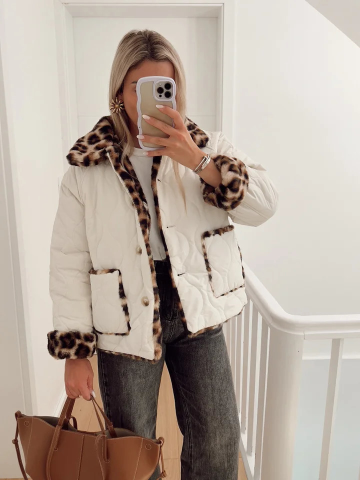 Fashion Leopard Print Reversible Quilted Jacket For Women Elegant Contrasting Lamb Wool Coats Lady Winter Street Outerwear 241028