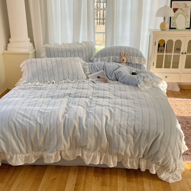 Ins Princess Wind Milk Four Winter Thickened Three Piece Set Double Sided Velvet Duvet Cover Bed Sheet Carving Flower Bedding 4