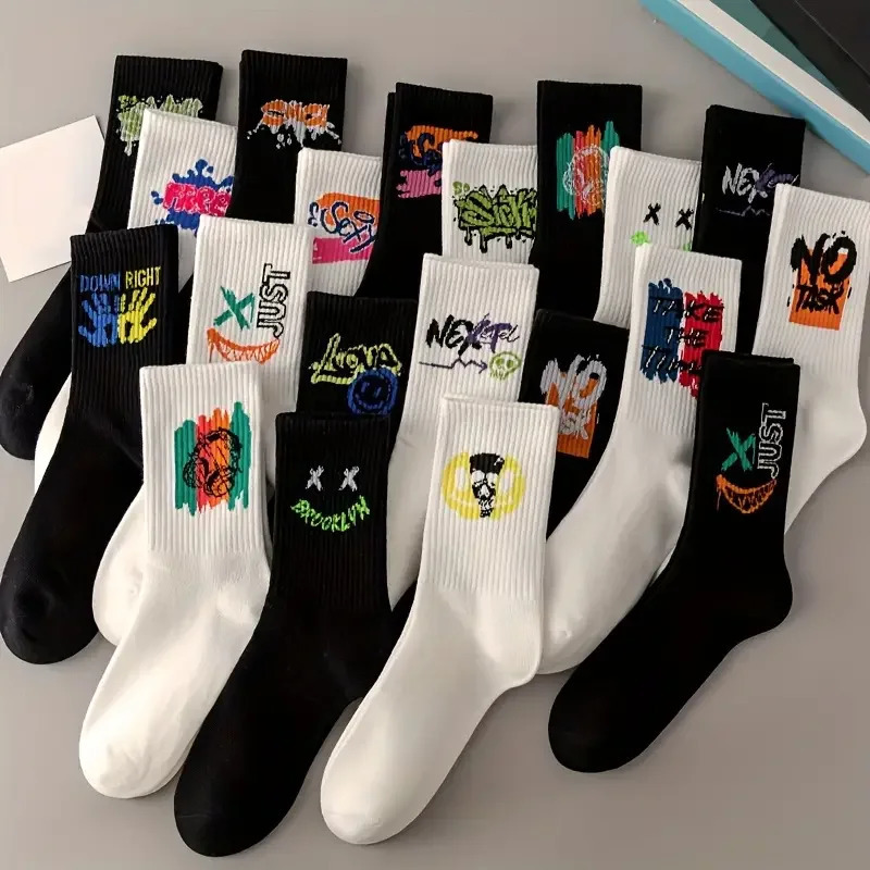 510 Pairs of HighQuality Couples Fashionable Sports Socks With Graffiti Patterns Soft and Comfortable Mens Oversized 241028