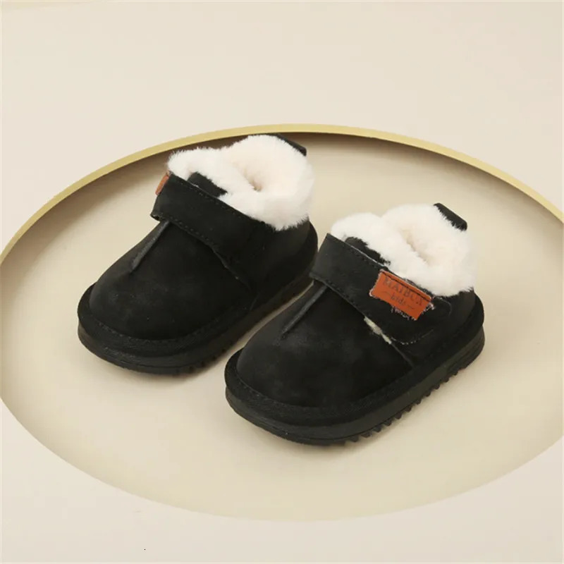 Winter Baby Shoes Leather Warm Plush Toddler Boys Shoes Rubber Soft Sole Fashion Girls Sneakers EU15-25 241028