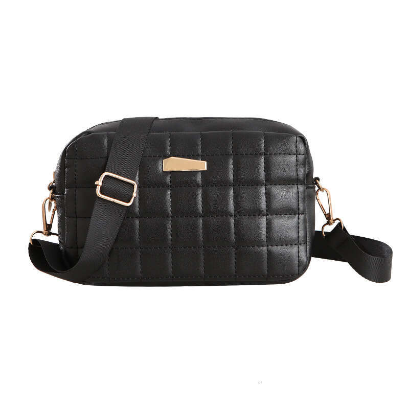 Niche Embroidered 2024 New Fashion Versatile Camera Women's Crossbody Bag