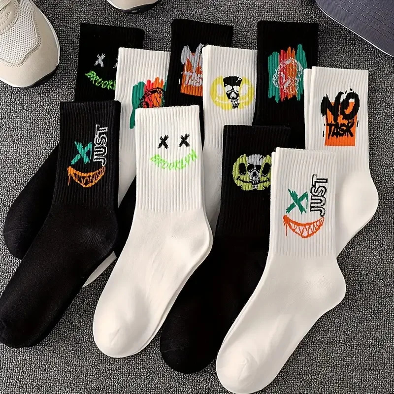 510 Pairs of HighQuality Couples Fashionable Sports Socks With Graffiti Patterns Soft and Comfortable Mens Oversized 241028