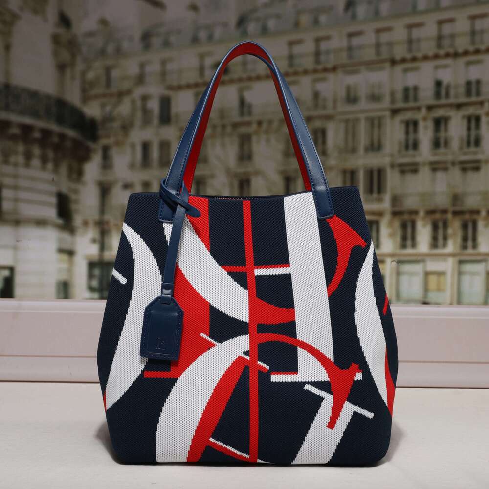 Hot CH Handbags Large Bucket Handbag Retro Design For Travel & Shopping &