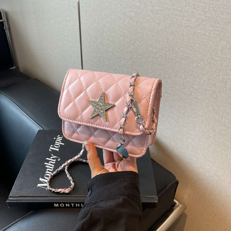 Embroidery thread PU small square 2024 new fashionable women's texture five-star chain shoulder trendy versatile crossbody bag