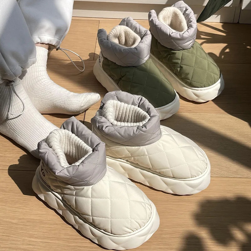 Waterproof Snow Boots 2024 Winter Women Warm Plush Cotton Shoes Thick Bottom Keep Cotton Snow Boots Platform Couple Ankle Boots 241028