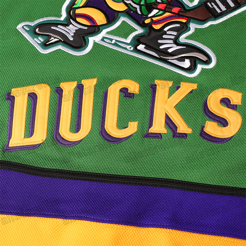 Youth Mighty Duck Jerseys 99 Banks 96 Conway 33 Goldberg Movie Hockey Jersey Black Green Stitched Casual Festive Vintage Classic shirt