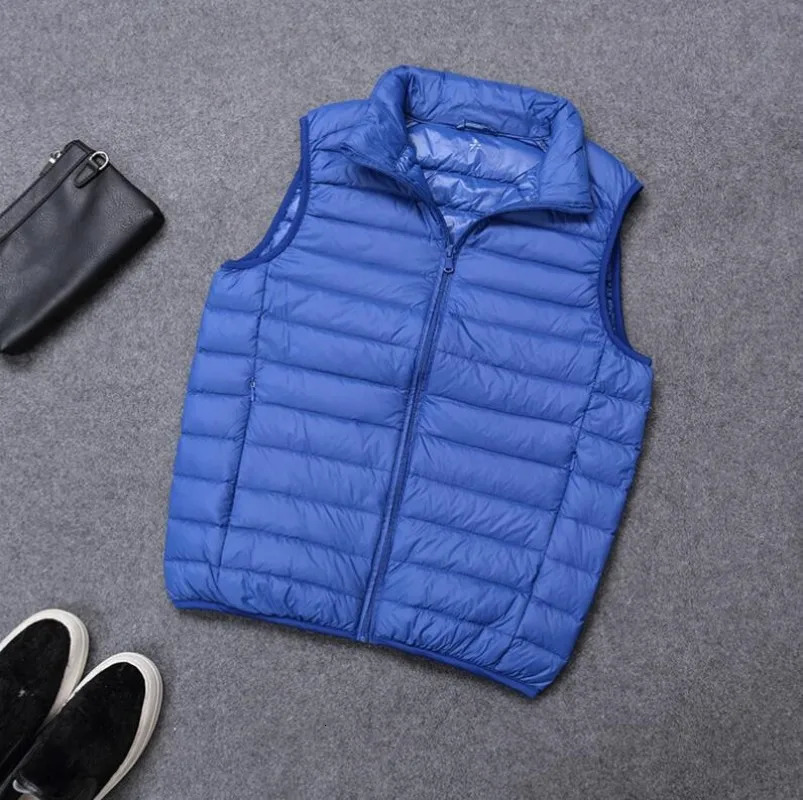 Autumn Winter Men Duck Down Vest 2023 Coat Ultralight Sleeveless Puffer Jacket Ultra Thin Lightweight Waistcoat 241024