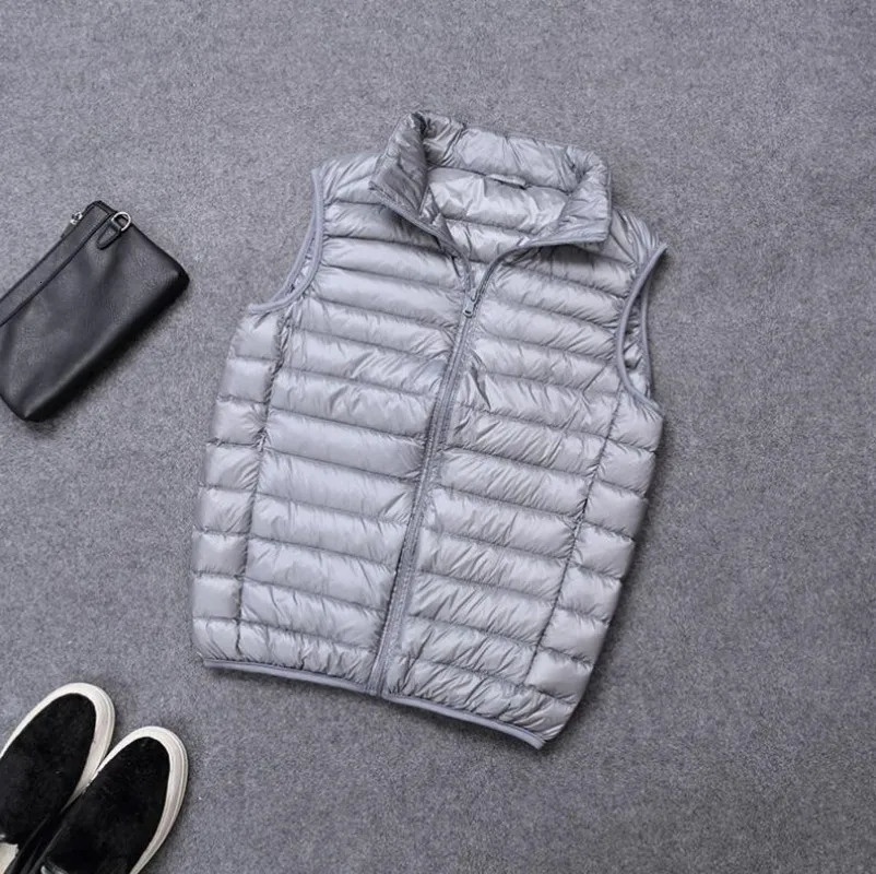 Autumn Winter Men Duck Down Vest 2023 Coat Ultralight Sleeveless Puffer Jacket Ultra Thin Lightweight Waistcoat 241024