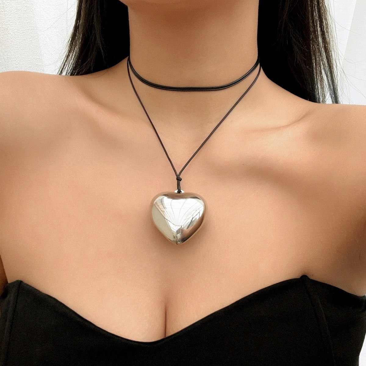Cross Border Accessories From Europe and America Adjustable Wax Thread Large Heart-shaped Pendant Necklace Women's Simple and Personalized Choker