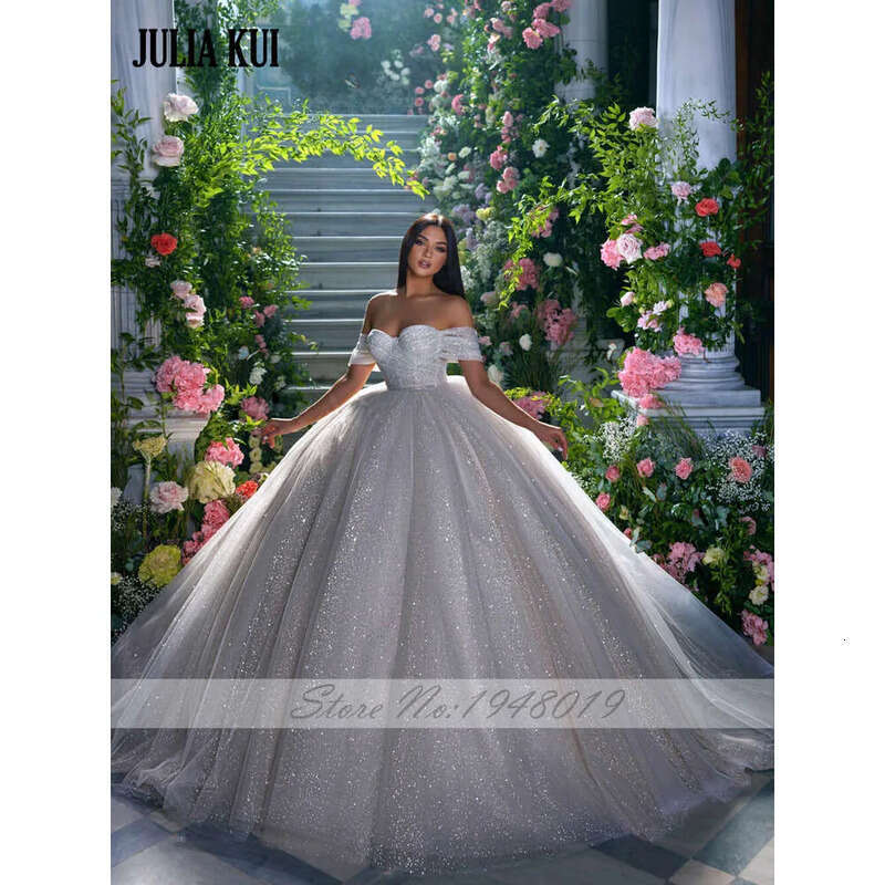 Julia Kui New Arrival Ball Gown Wedding Dress Bg Fabric Off The Shoulder Style Princess Bridal Skirts 0719