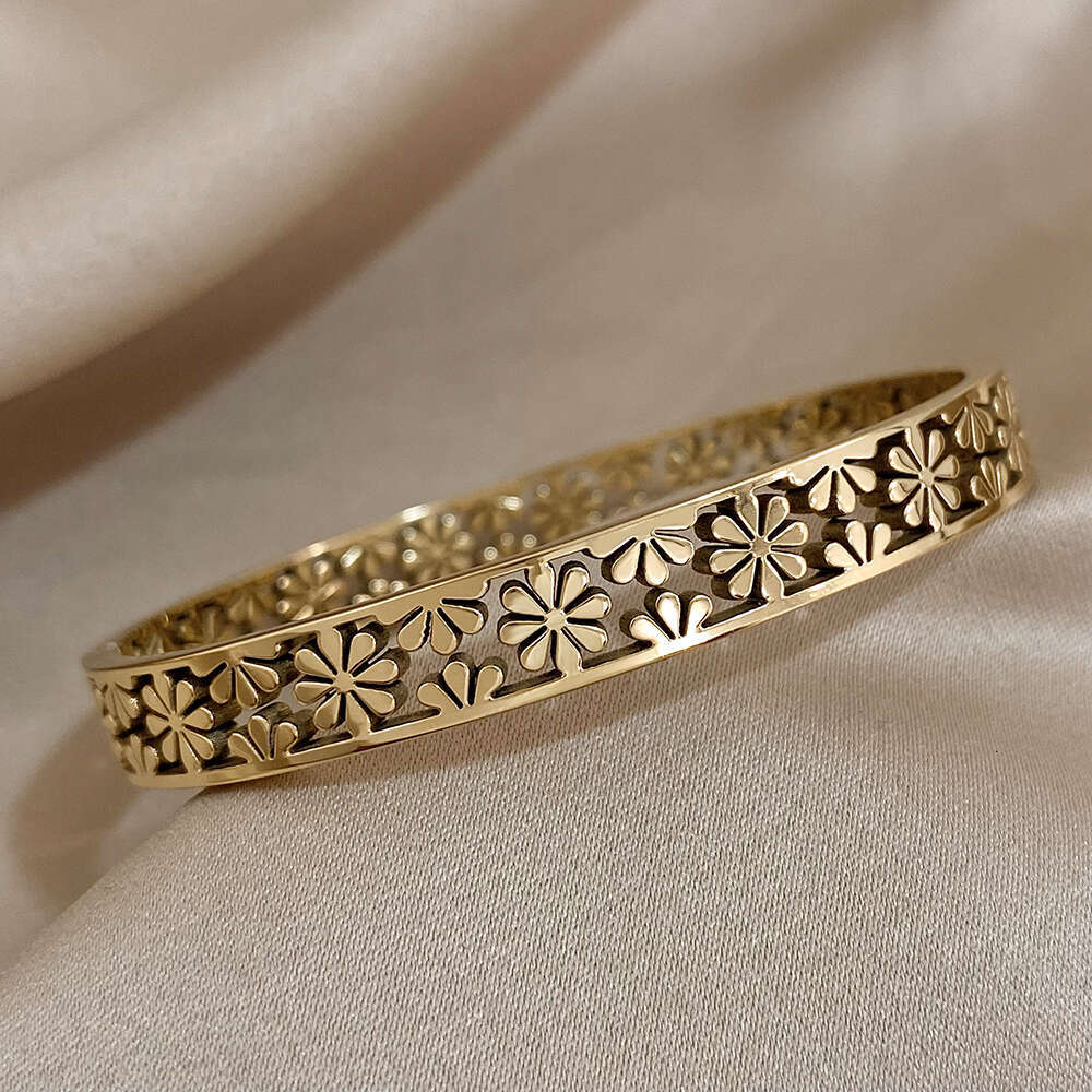 Greatera Stainless Steel Hollow Daisy wer Cuff Bracelet Bangles for Women Gold Plated ral Bracelets Waterproof Jewelry