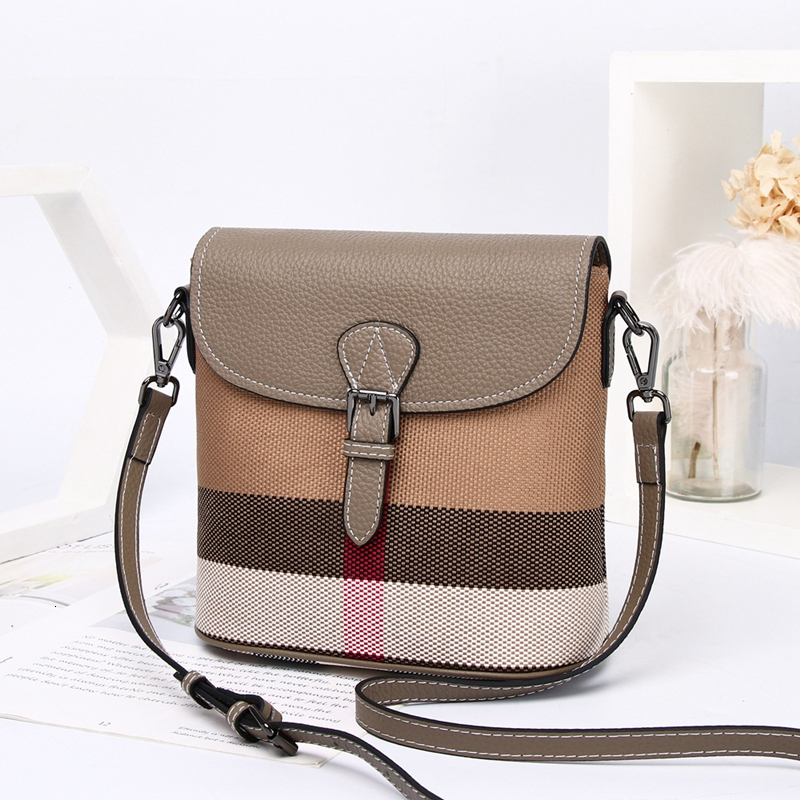 New Spring And Summer Shoulder Women's Classic Plaid Canvas Ladies Messenger Bag Trend Fashion Designer Bucket ddmymoon