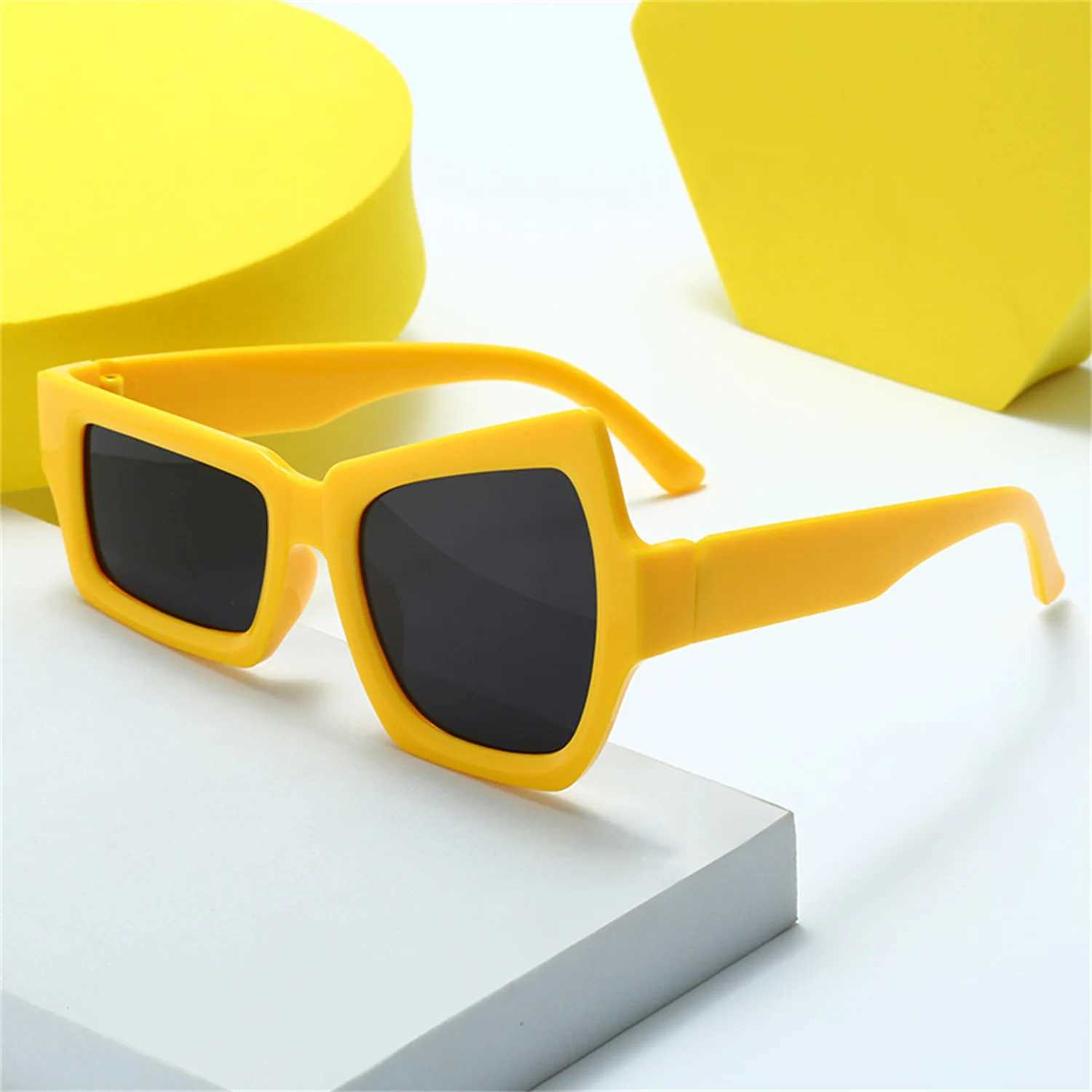 2023 New Punk Sunglasses Eyebrow-raising Funny Sun Glasses Irregular Glasses Unique Personality Oversized Square EyewearXJ241228